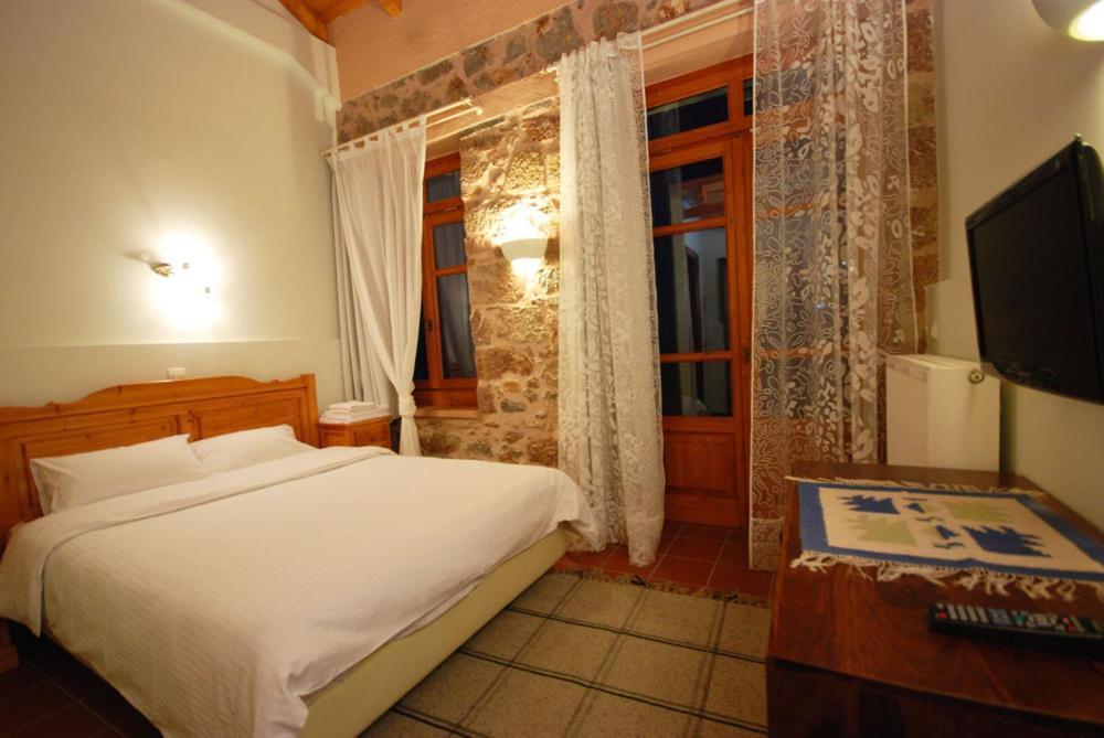 Hotel Parnassos Arachova Ngoại thất bức ảnh