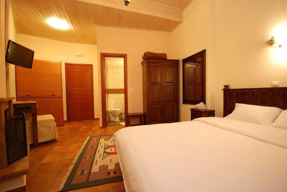 Hotel Parnassos Arachova Ngoại thất bức ảnh