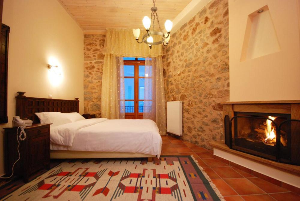 Hotel Parnassos Arachova Ngoại thất bức ảnh